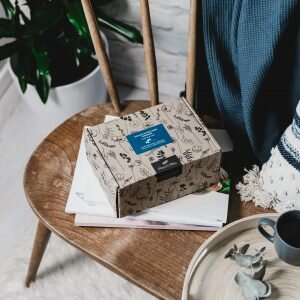 relax and unwind hazel and blue soy candle making kit for beginners