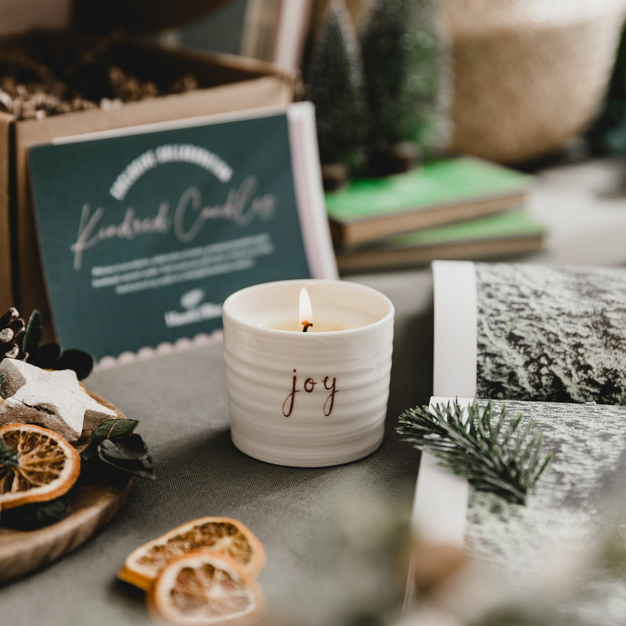 2110HazelandBlue-3180 JOY Christmas Candle